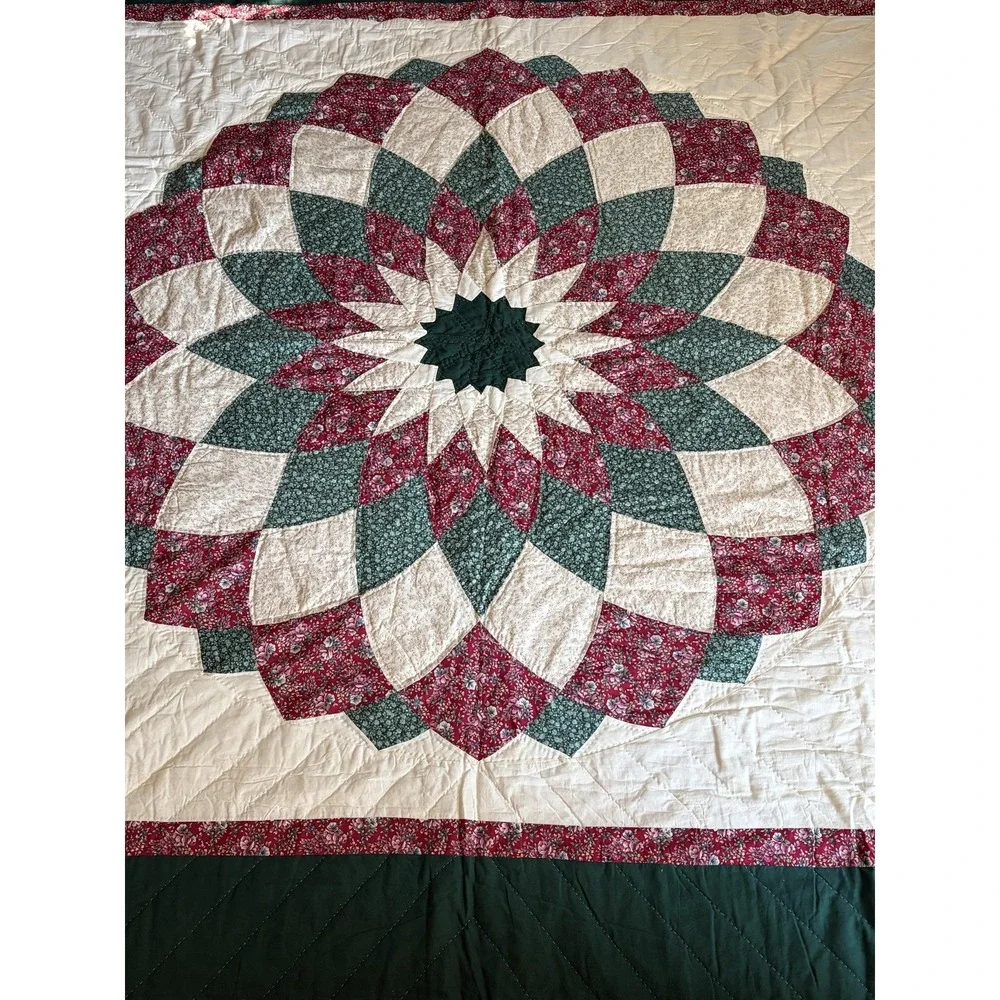 C&F Enterprises Quilt Set‎ Full/Queen Starburst Medallion Green Floral w/ Sham